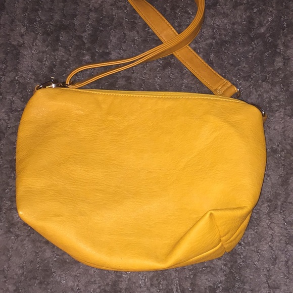 Butterscotch Leather Purse - Picture 2 of 8